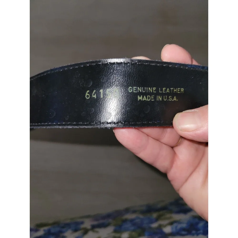 Vintage Navy Blue Genuine Leather Belt Gold‎ Textured Statement Buckle USA Small
